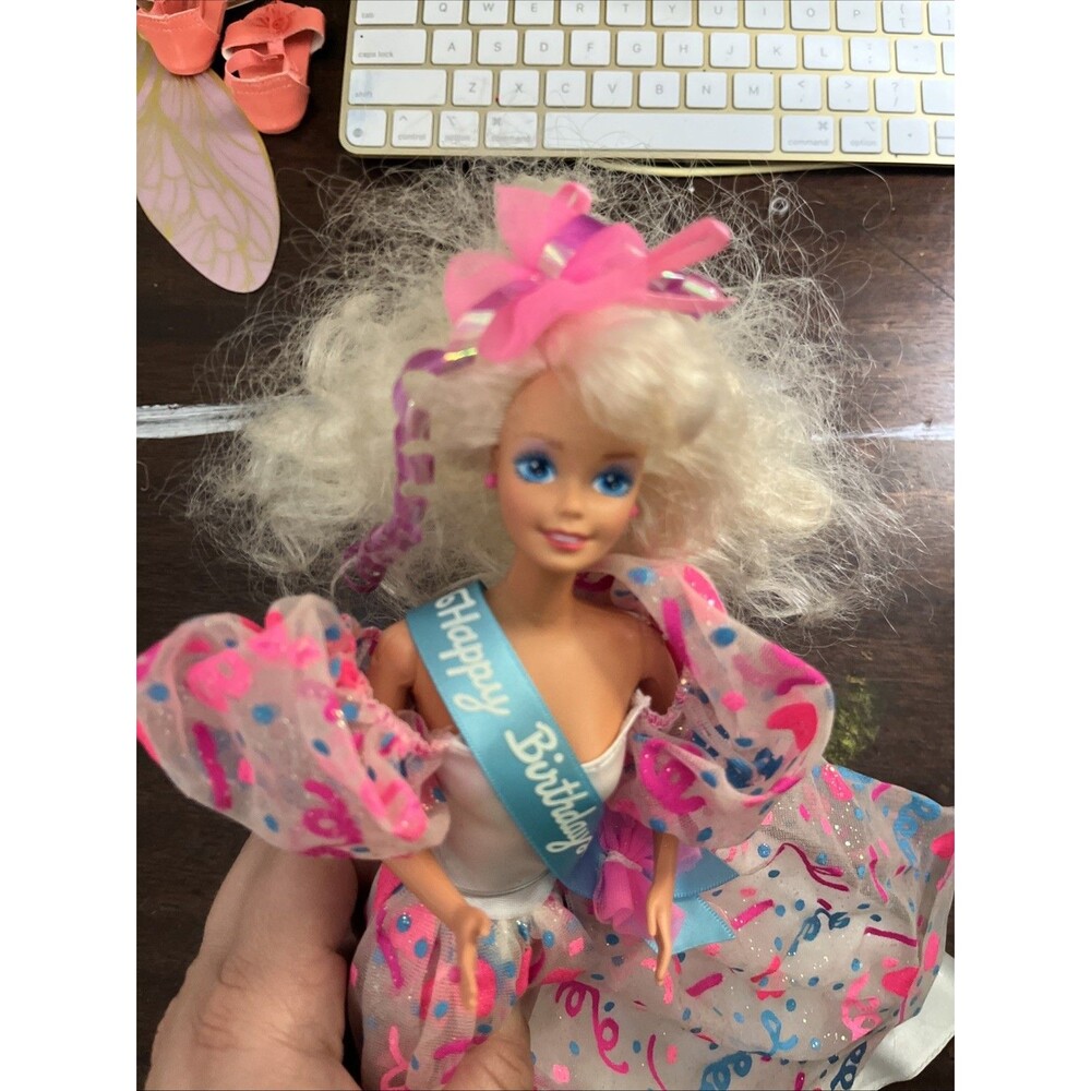 1994 BIRTHDAY BARBIE Prettiest Present Of All Blonde Doll Mattel - Picture 2 of 6